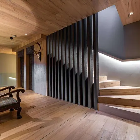 Willa Luxurious 4br Chalet In Kitzbuehel- If You Want To Book, Please Contact On Wh-ats-app - 0034-635-520-036 !!!!