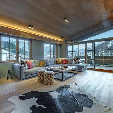 Willa Luxurious 4br Chalet In Kitzbuehel- If You Want To Book, Please Contact On Wh-ats-app - 0034-635-520-036 !!!! *