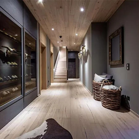 Willa Luxurious 4br Chalet In Kitzbuehel- If You Want To Book, Please Contact On Wh-ats-app - 0034-635-520-036 !!!! Reith bei Kitzbühel