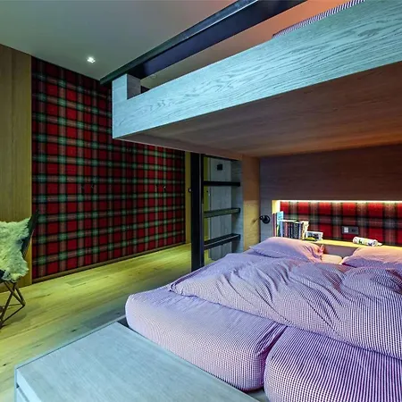 Luxurious 4br Chalet In Kitzbuehel- If You Want To Book, Please Contact On Wh-ats-app - 0034-635-520-036 !!!! * Reith bei Kitzbühel